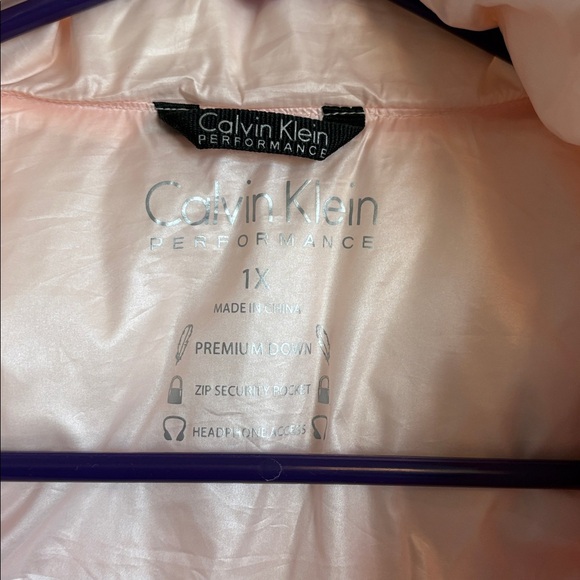 Calvin Klein Performance Vest Bundle - Picture 3 of 9